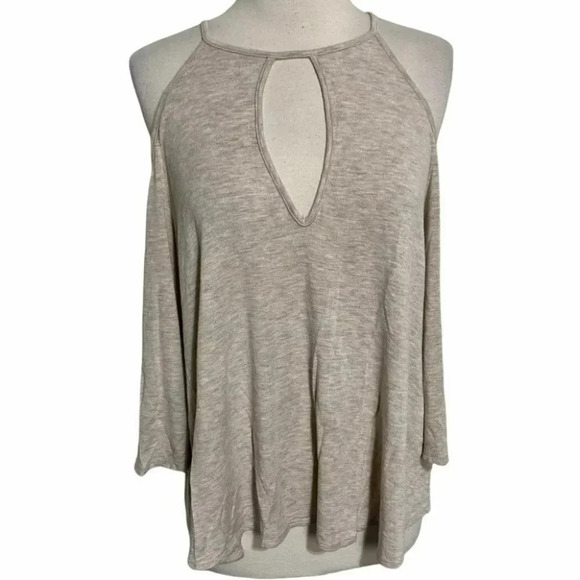 Silence & noise L oatmeal tan cold shoulder‎ tunic - Picture 1 of 8